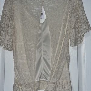 Size medium top